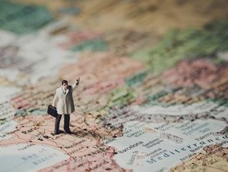 Senza iscrizione all’Aire le imposte si pagano in Italia